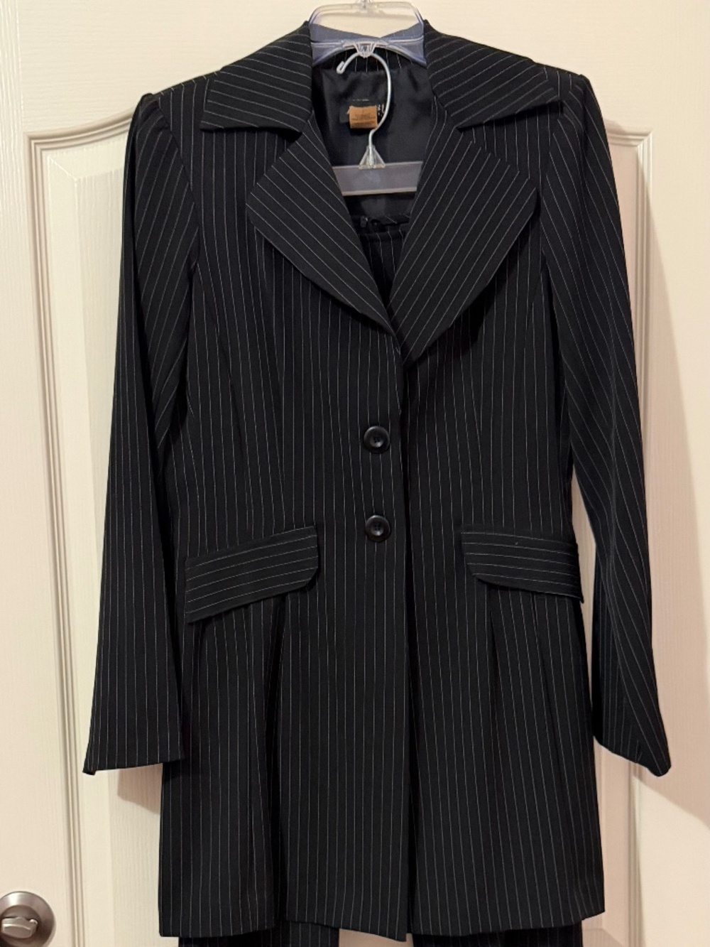 A-List Navy Pinstriped Pant Suit Size 7